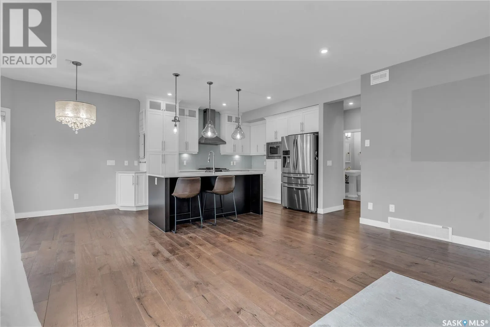 447 Veltkamp CRESCENT