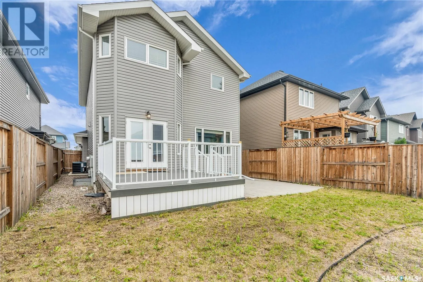447 Veltkamp CRESCENT