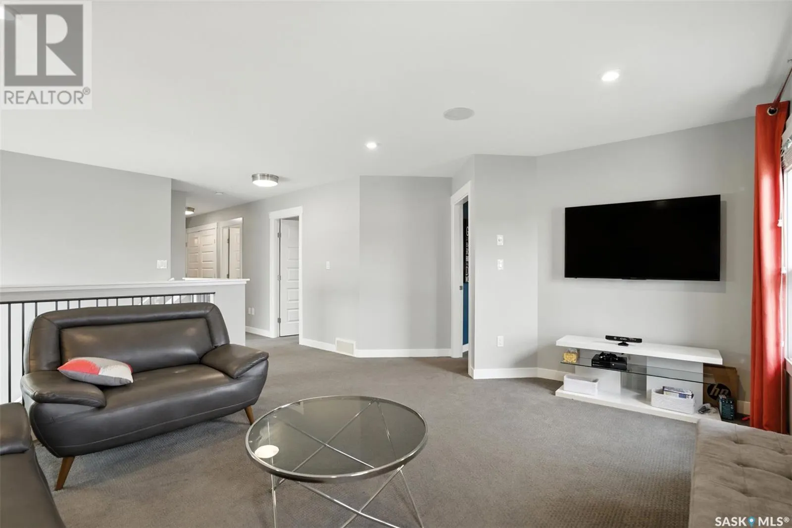 212 Secord WAY
