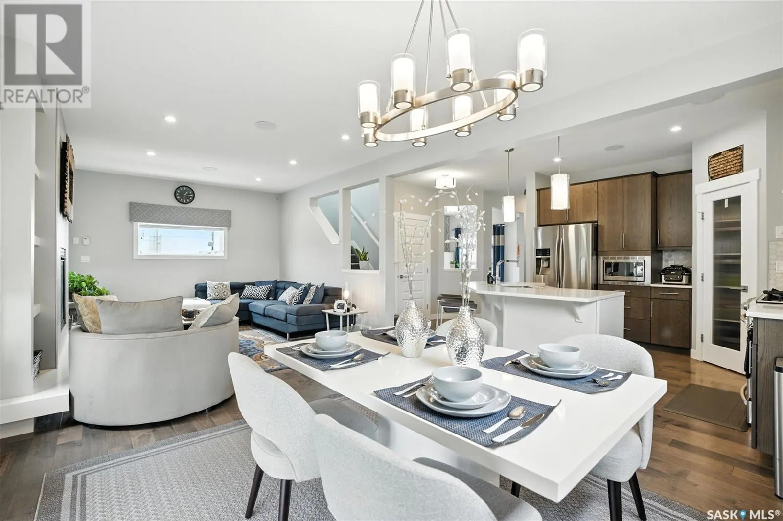 212 Secord WAY