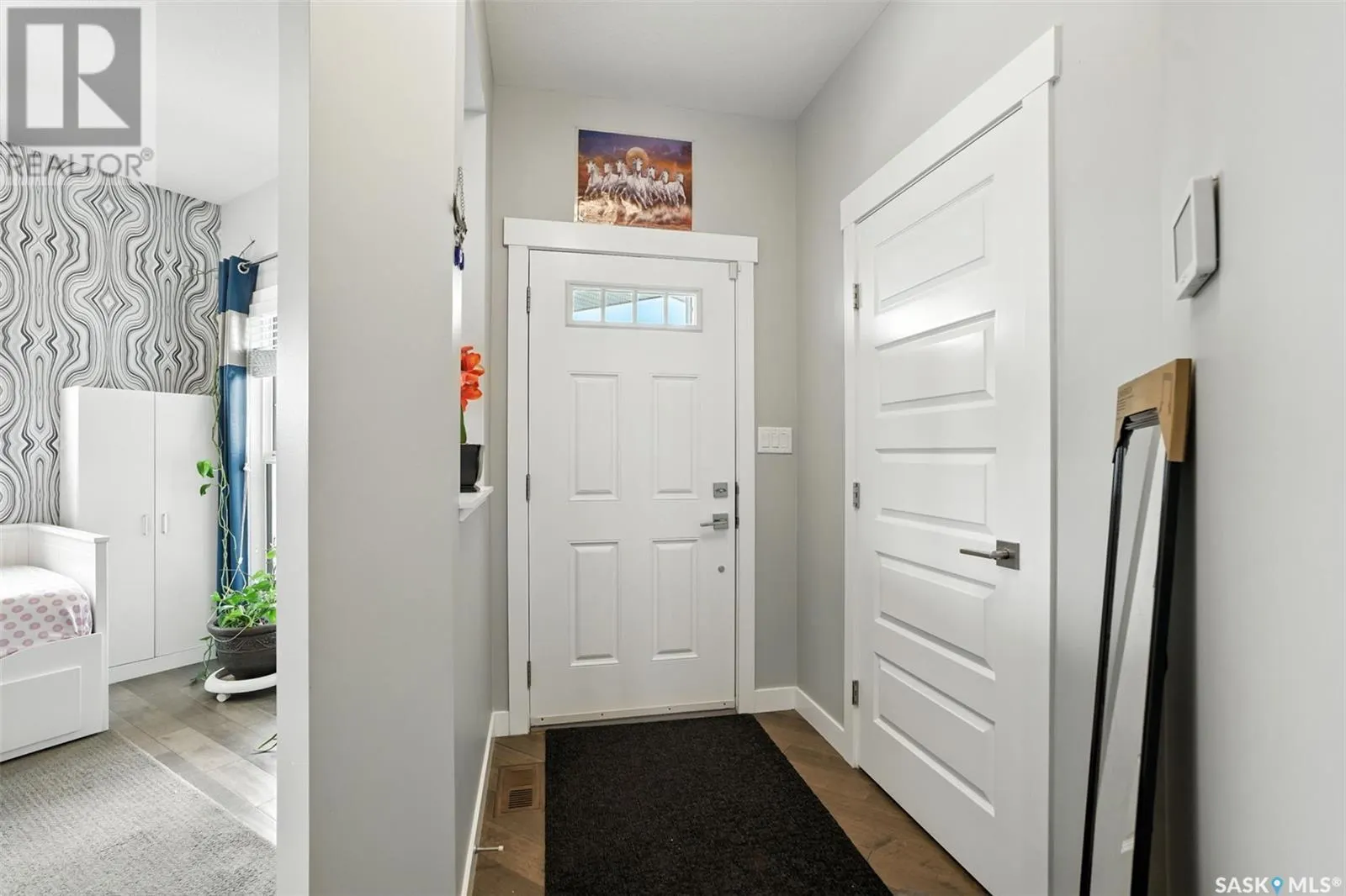 212 Secord WAY