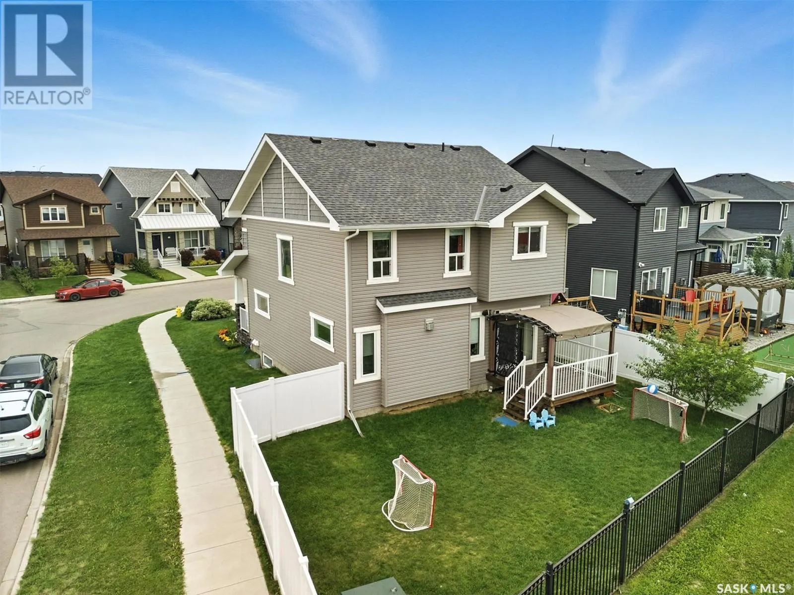 212 Secord WAY