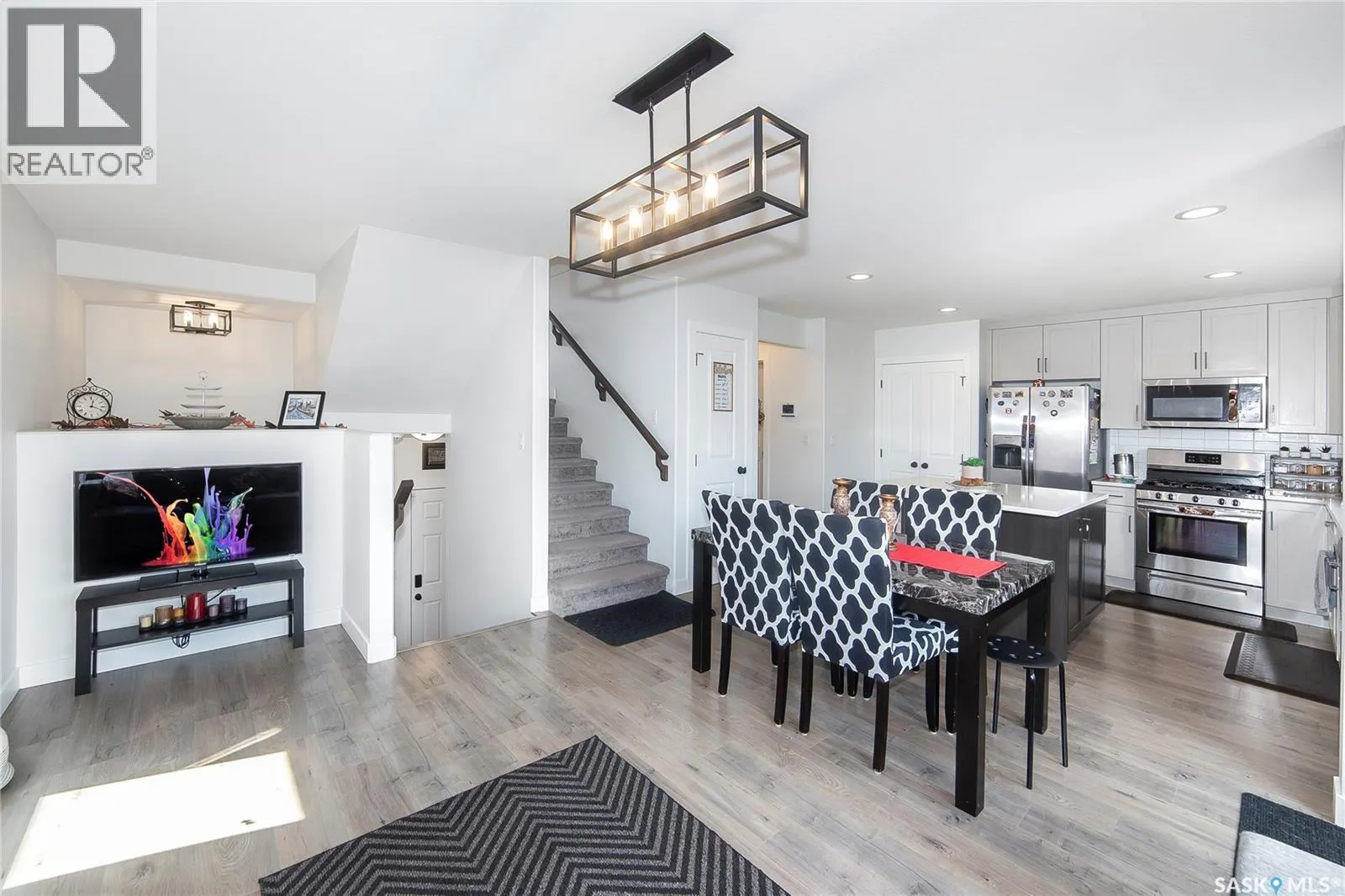 337 GERMAIN MANOR