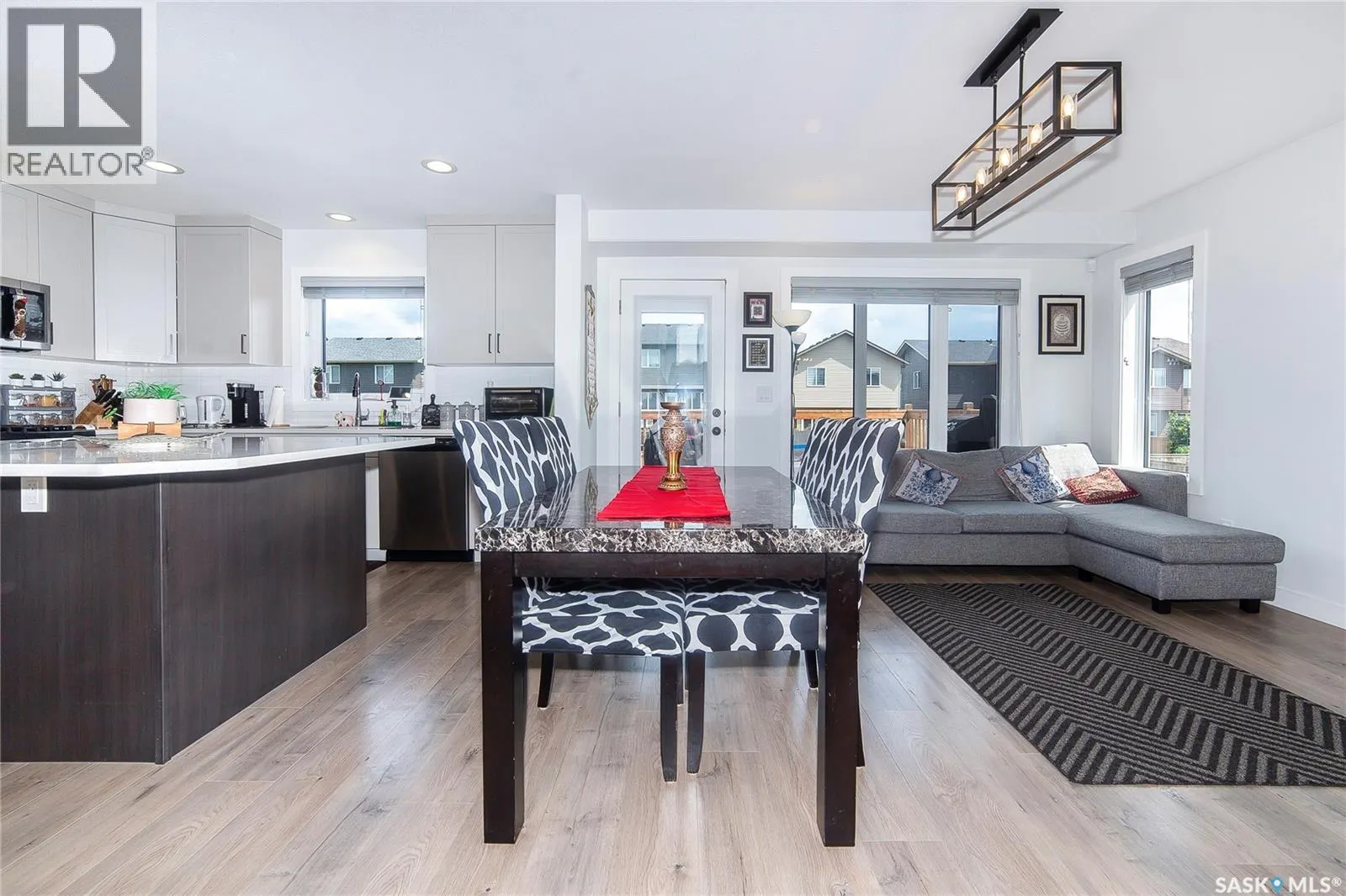 337 GERMAIN MANOR
