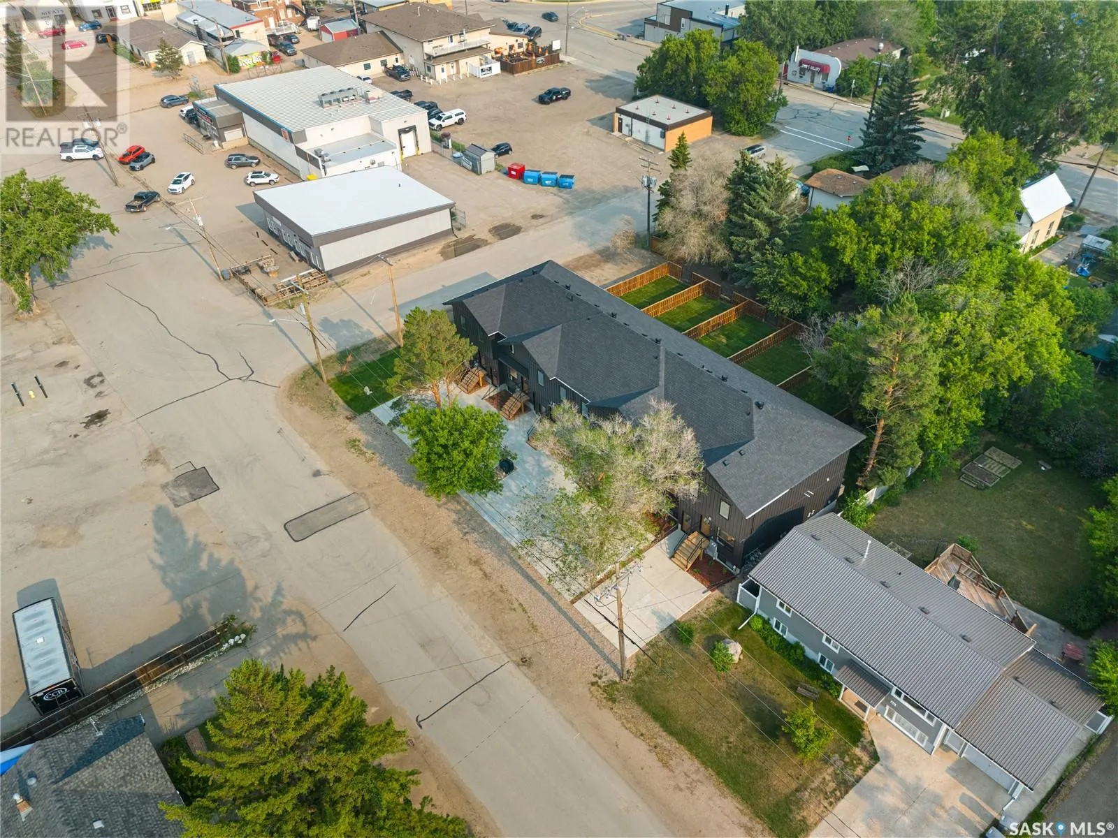1 A/B 75 3rd AVENUE