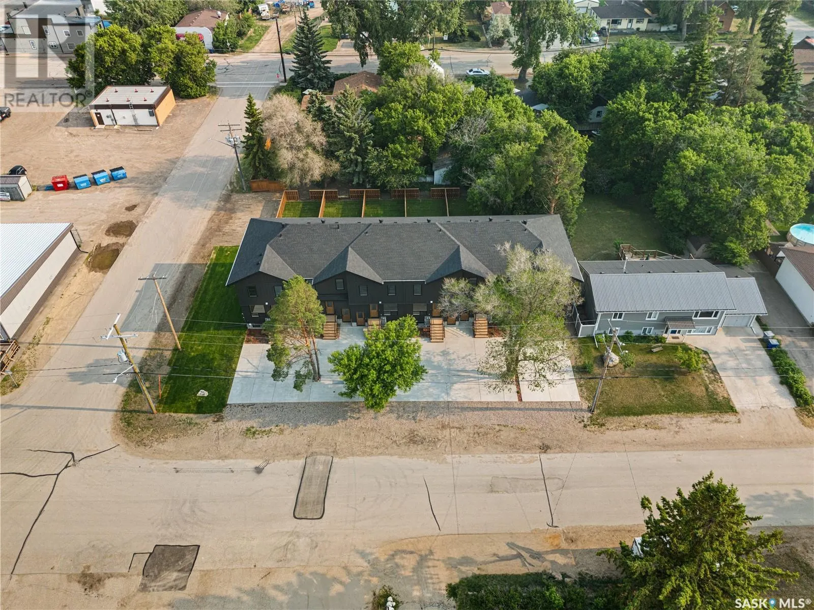1 A/B 75 3rd AVENUE