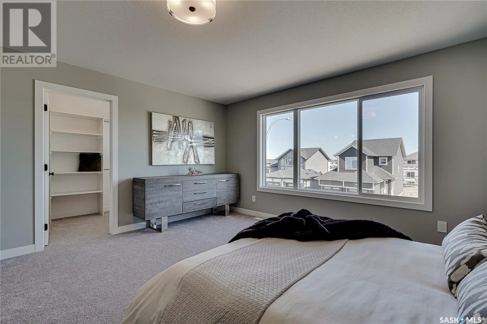 458 Doran CRESCENT