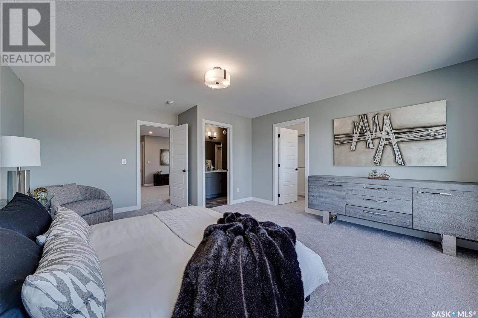 458 Doran CRESCENT