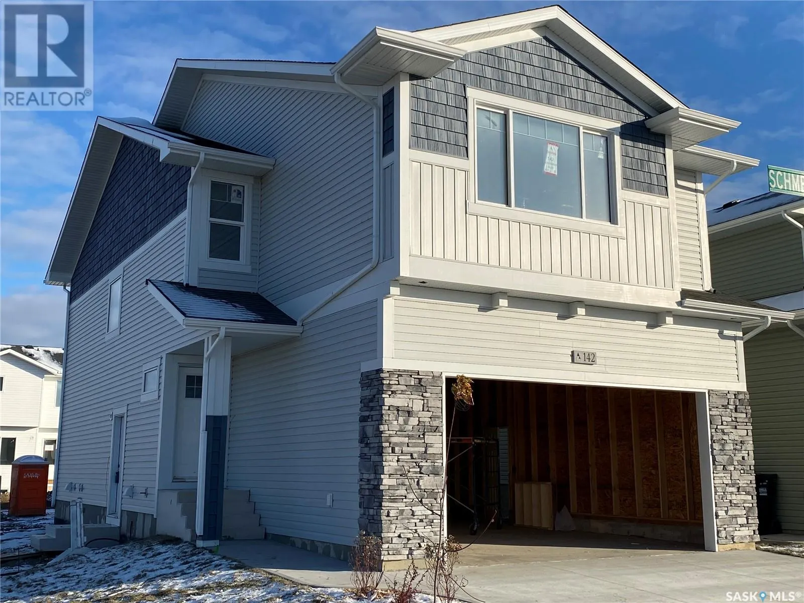 458 Doran CRESCENT