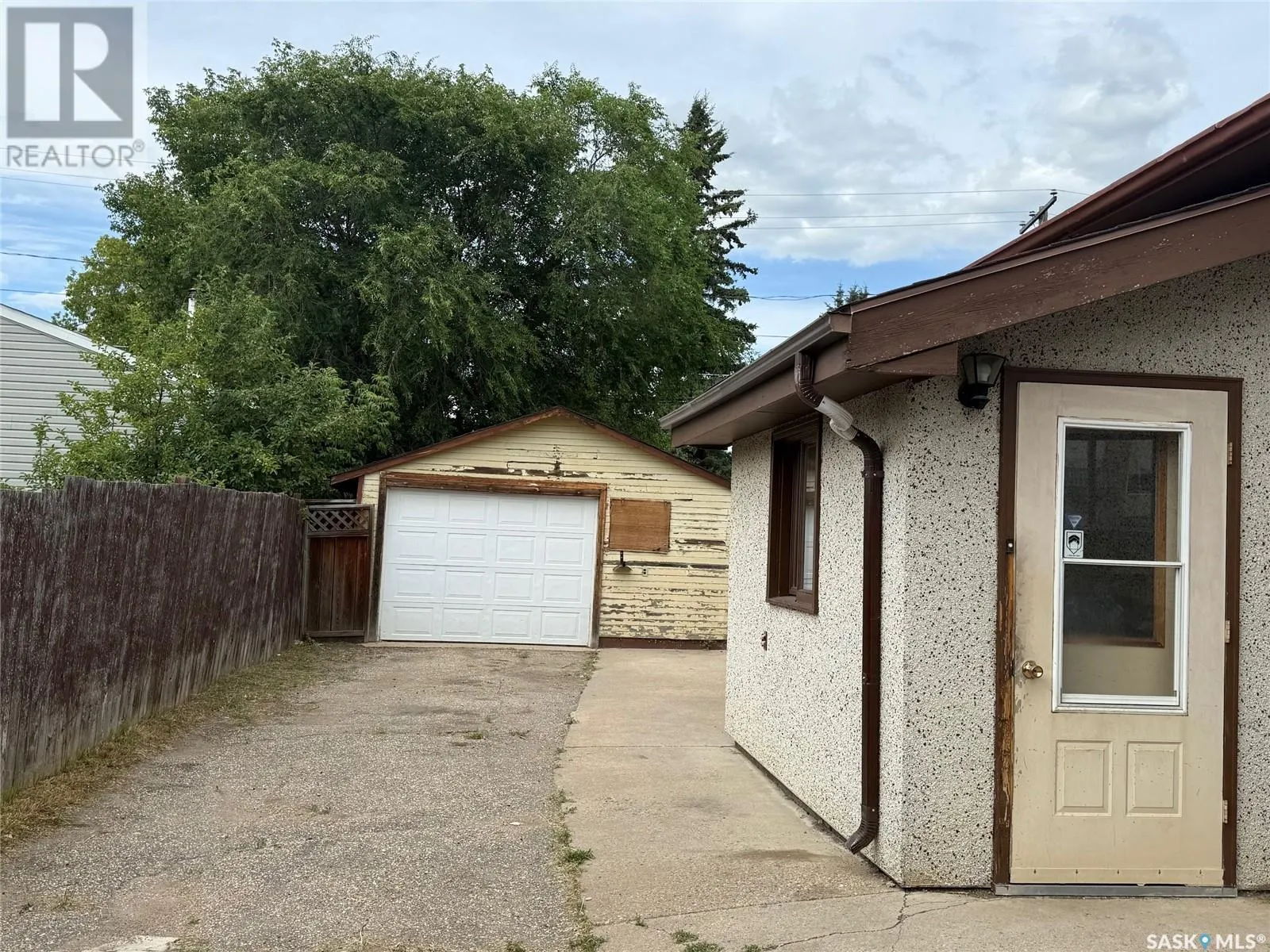 1726 15th STREET W
