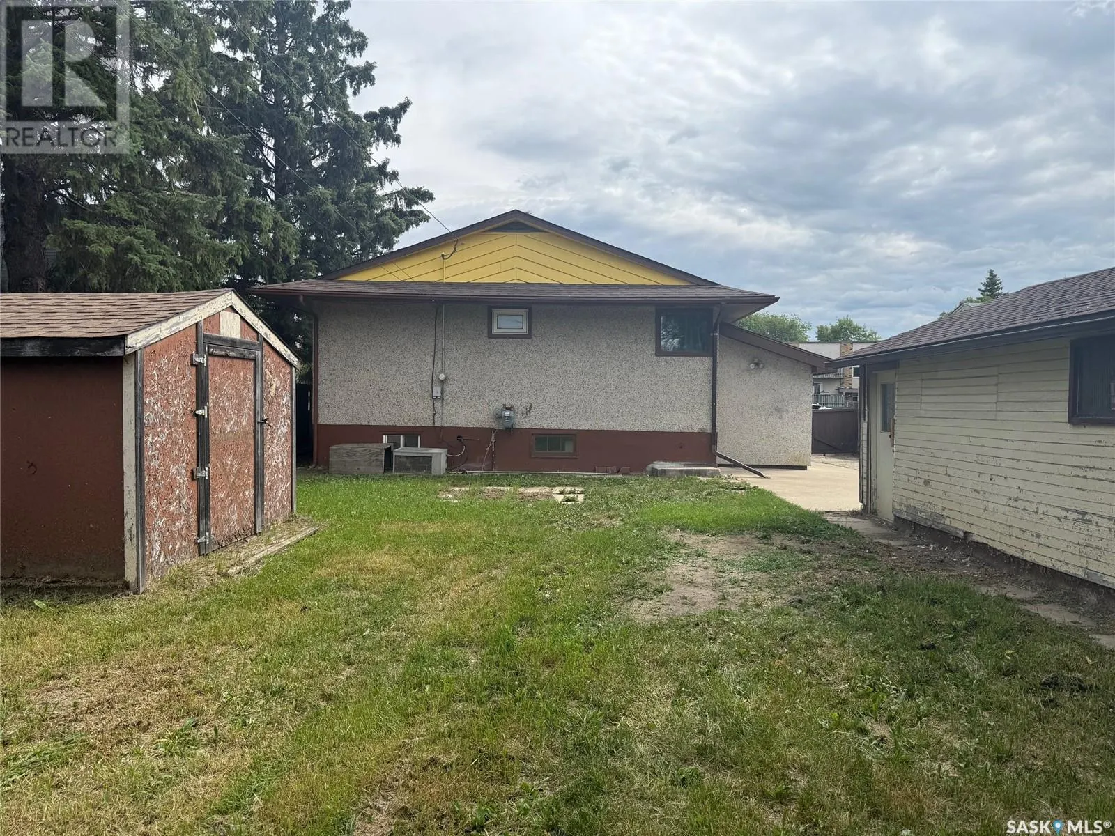 1726 15th STREET W