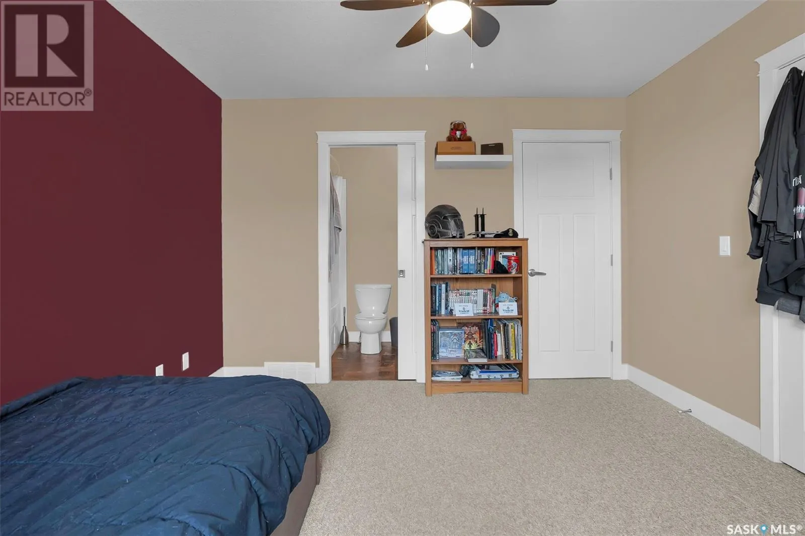 115 901 4th STREET