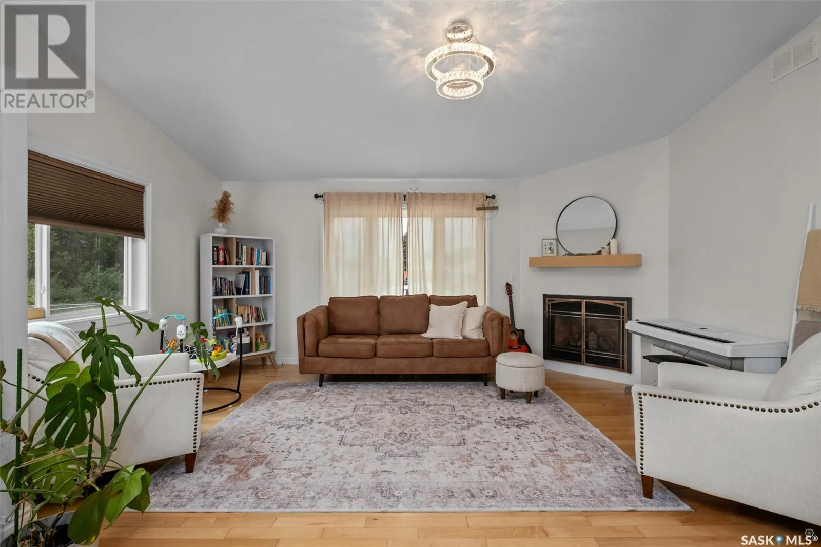 1255 18th STREET W
