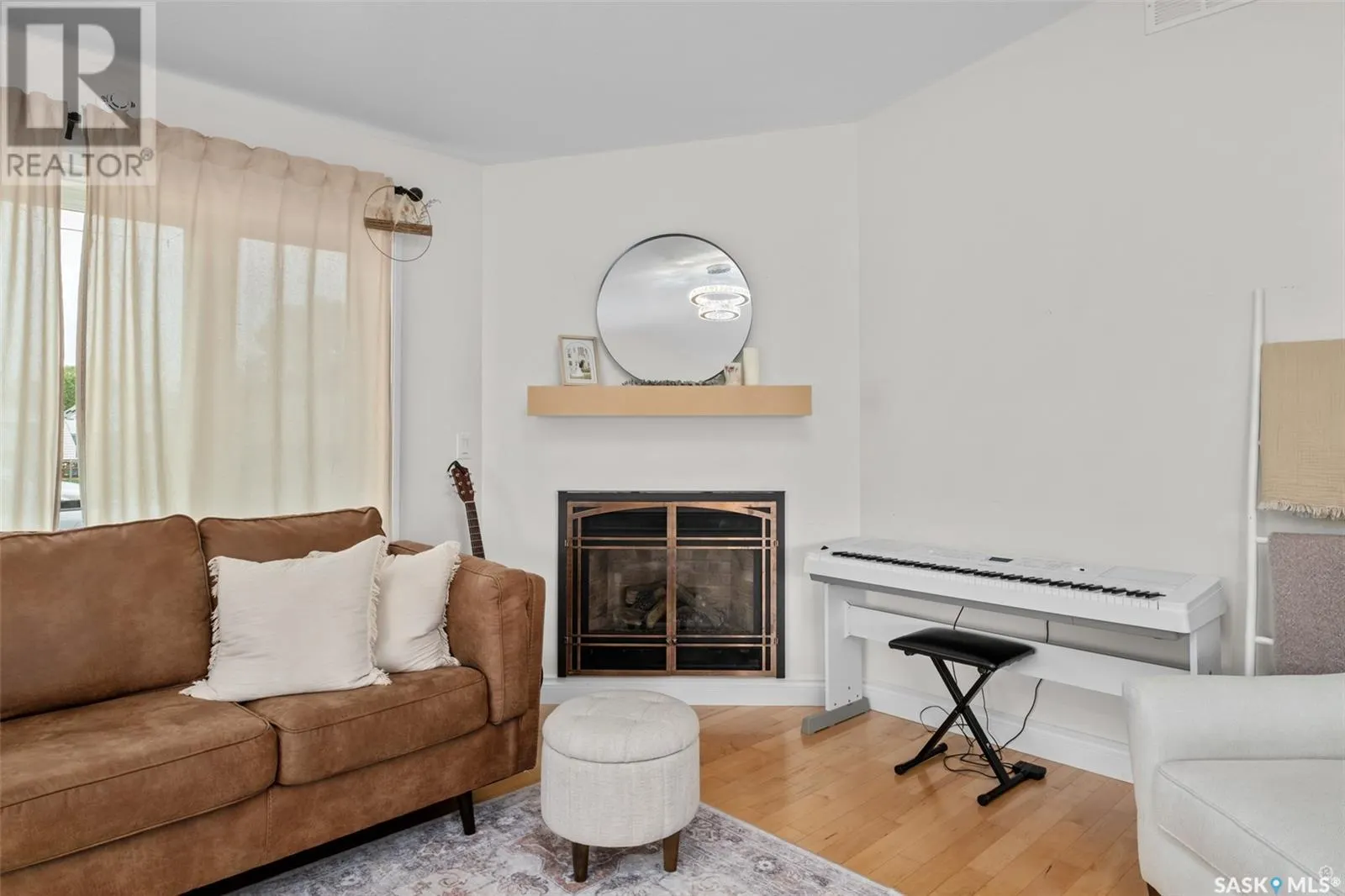 1255 18th STREET W