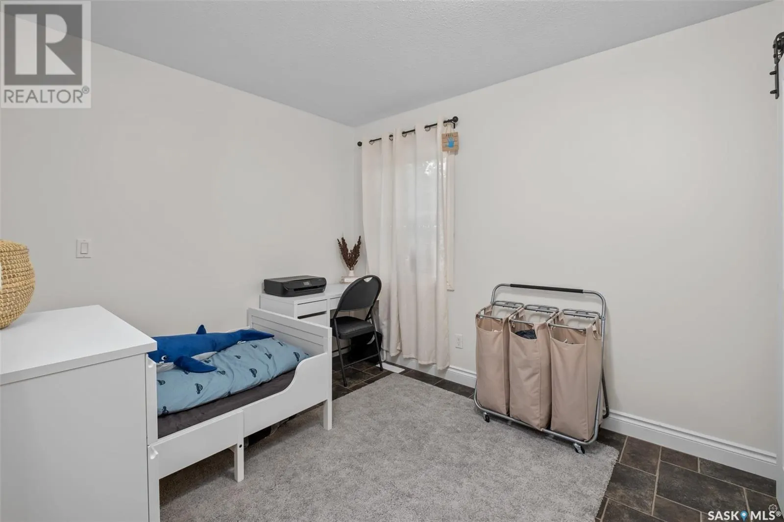 1255 18th STREET W
