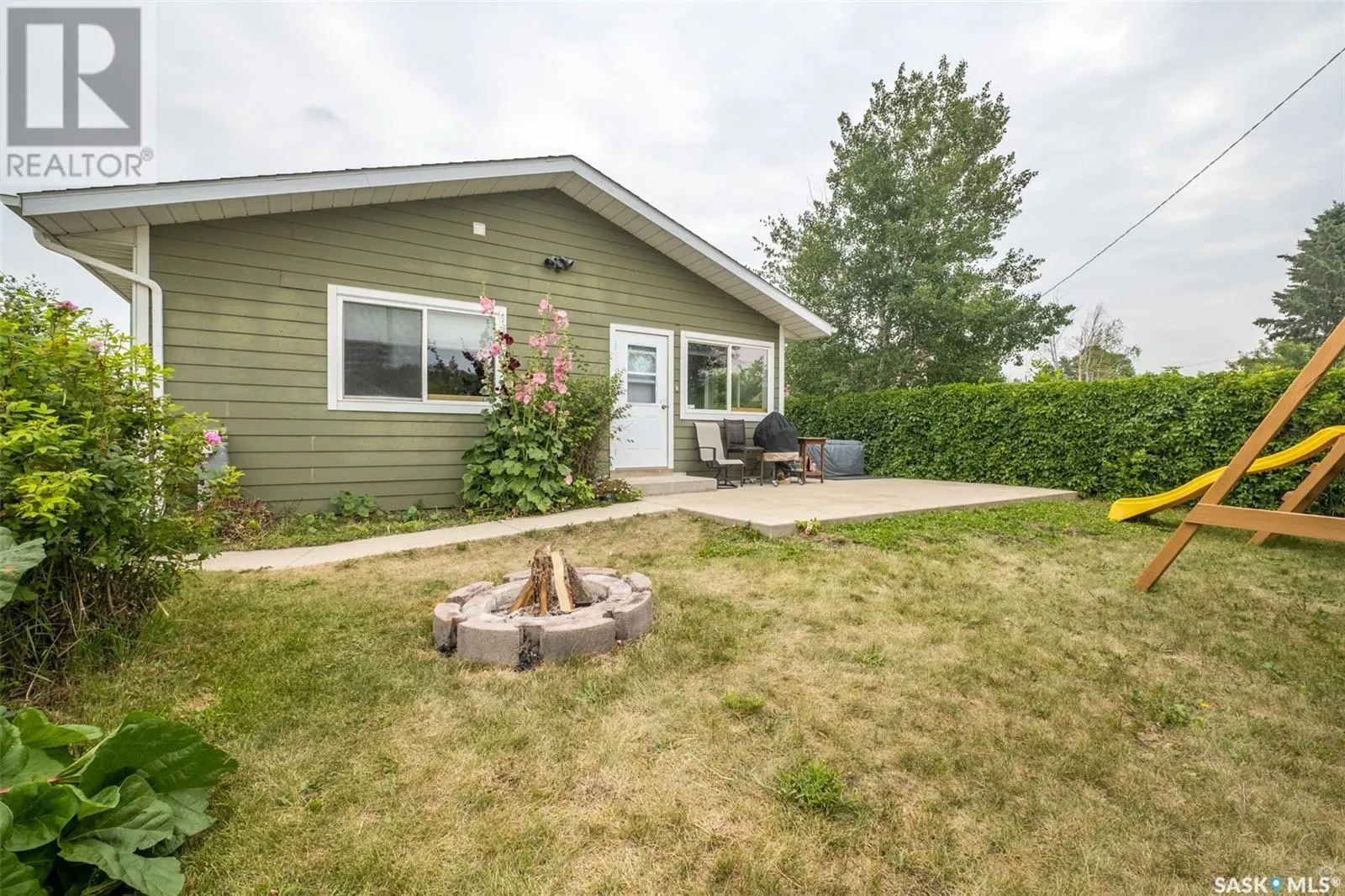 1255 18th STREET W