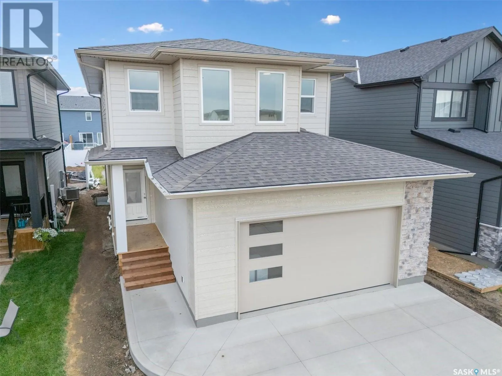 551 Pepper VIEW