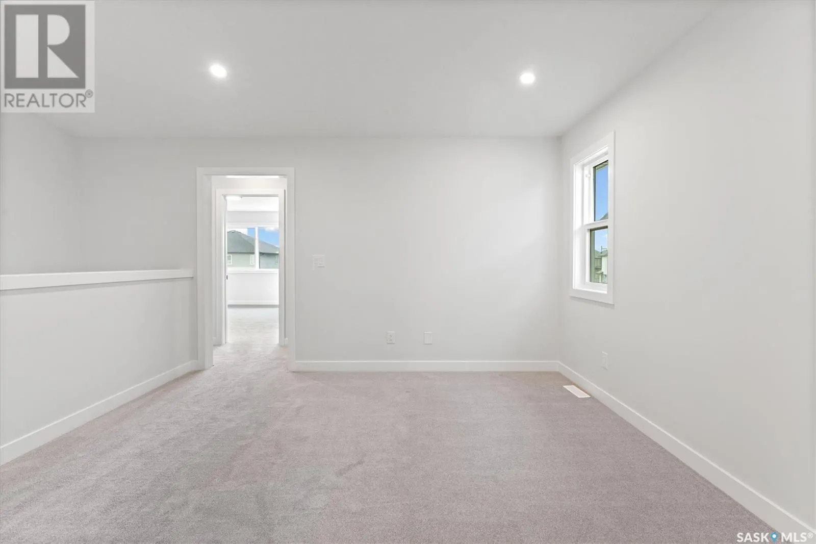 551 Pepper VIEW