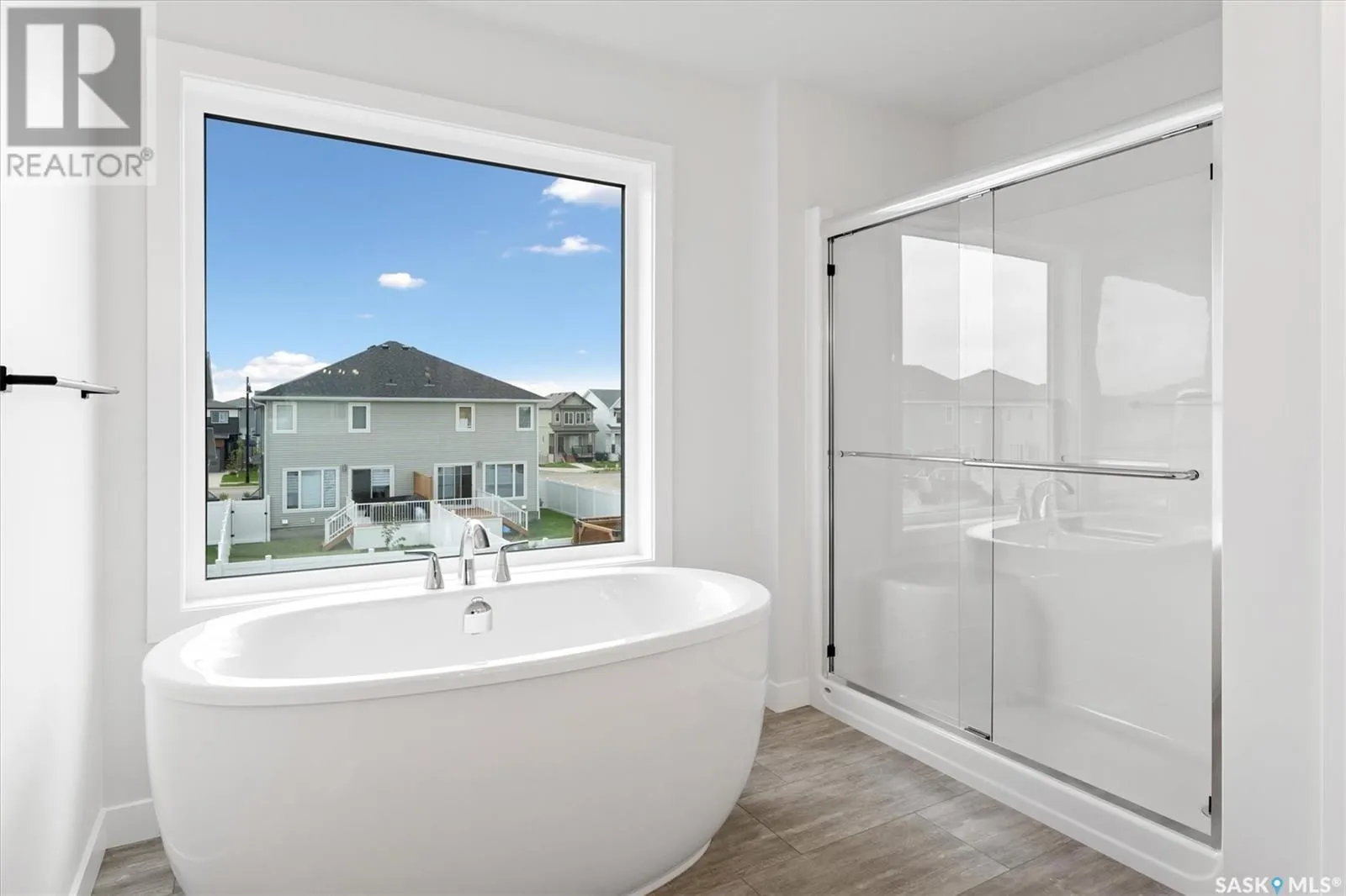 551 Pepper VIEW