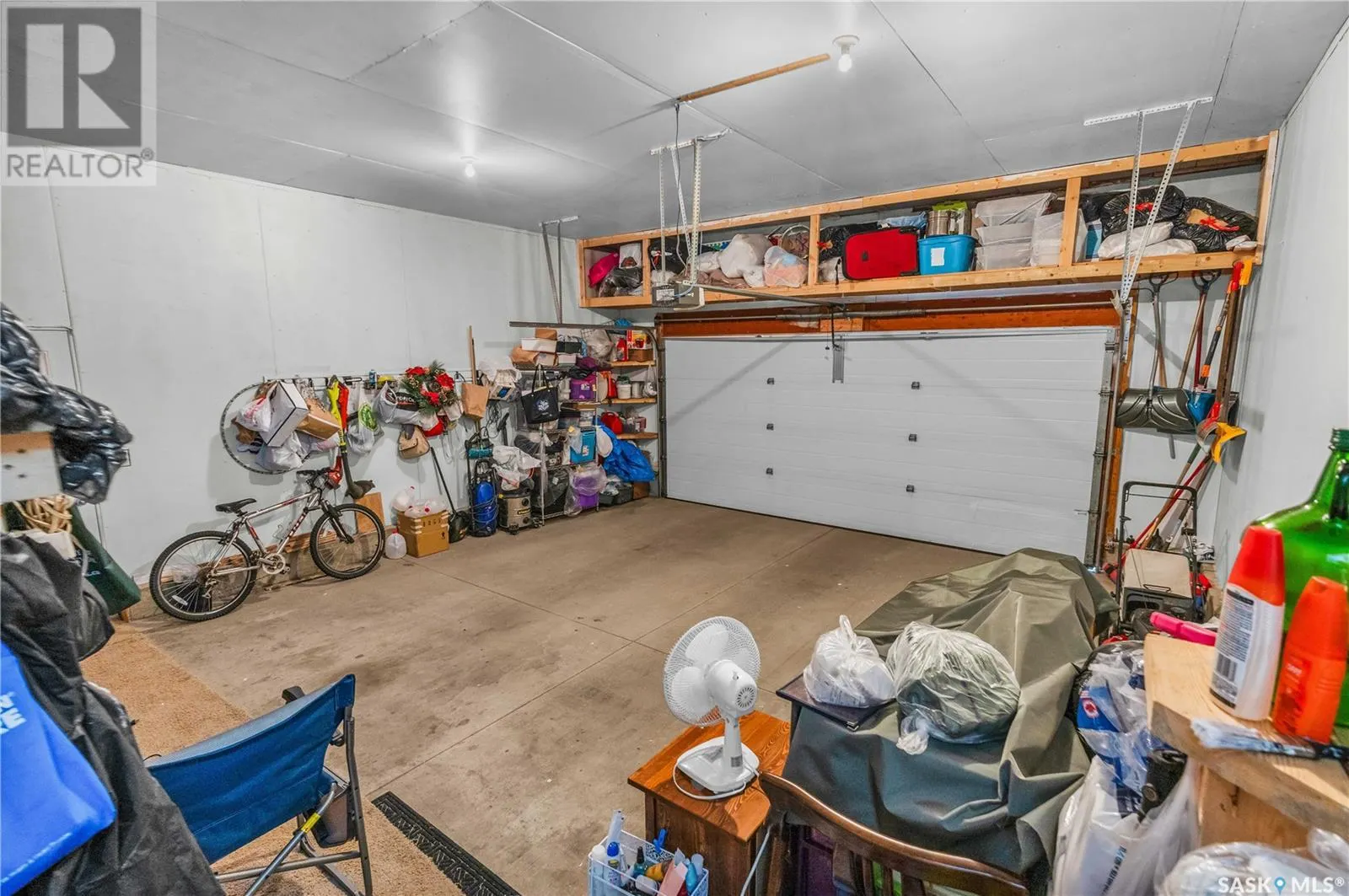 250 Robertson COVE