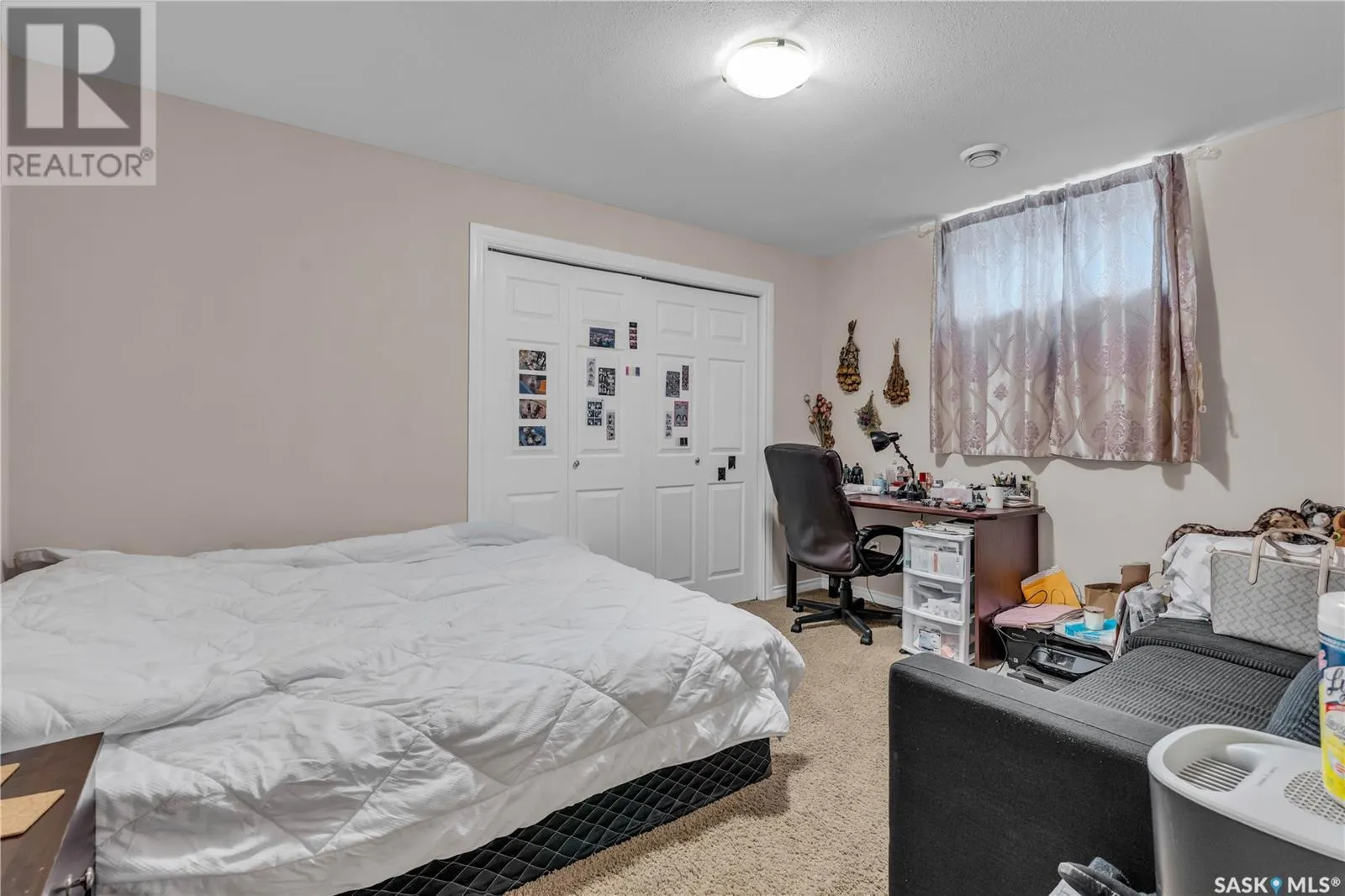 250 Robertson COVE