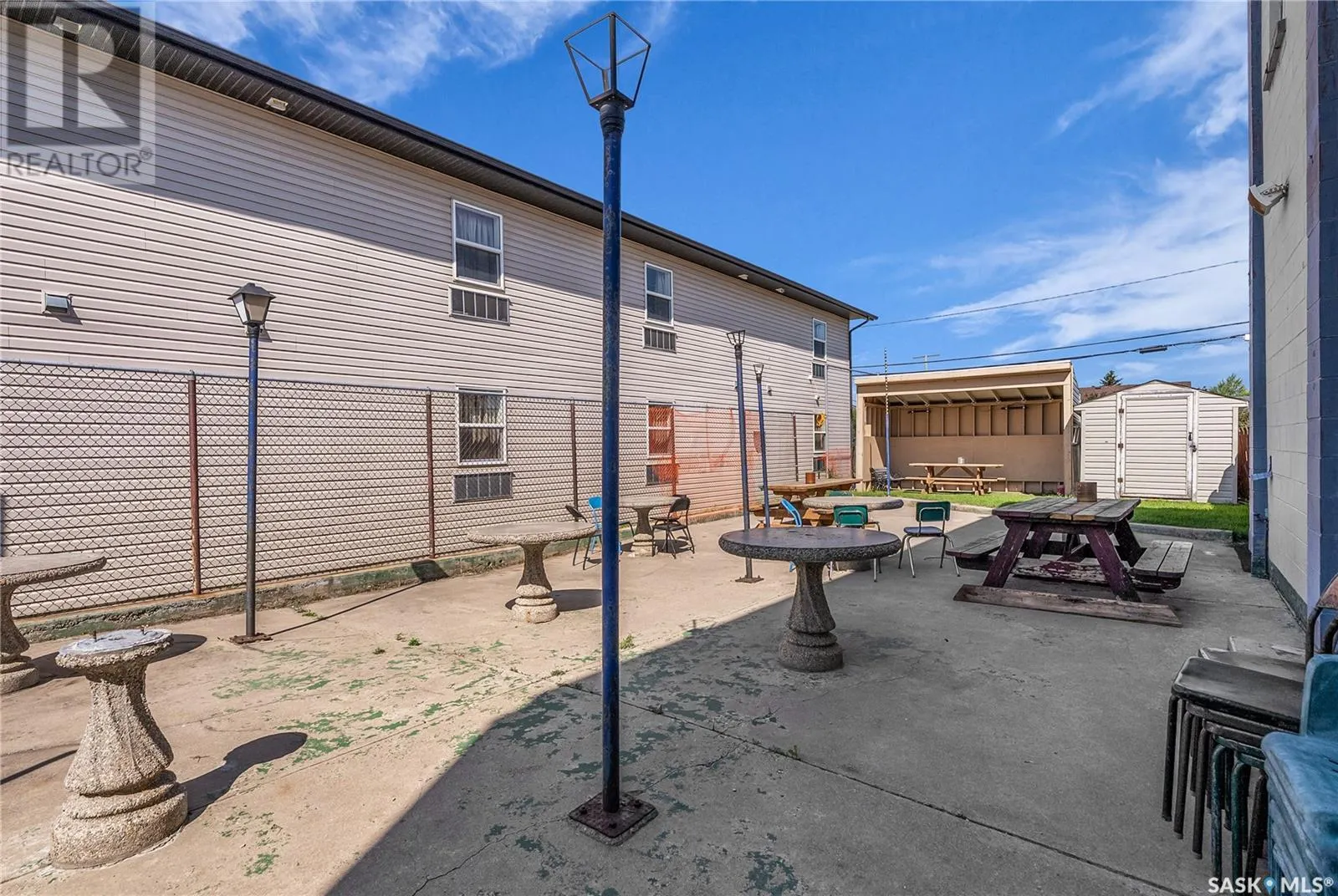 101/113 Rayburn AVENUE