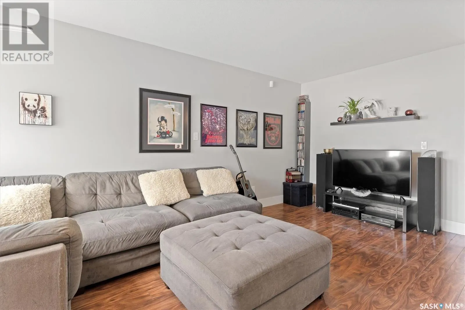 848 4th STREET S