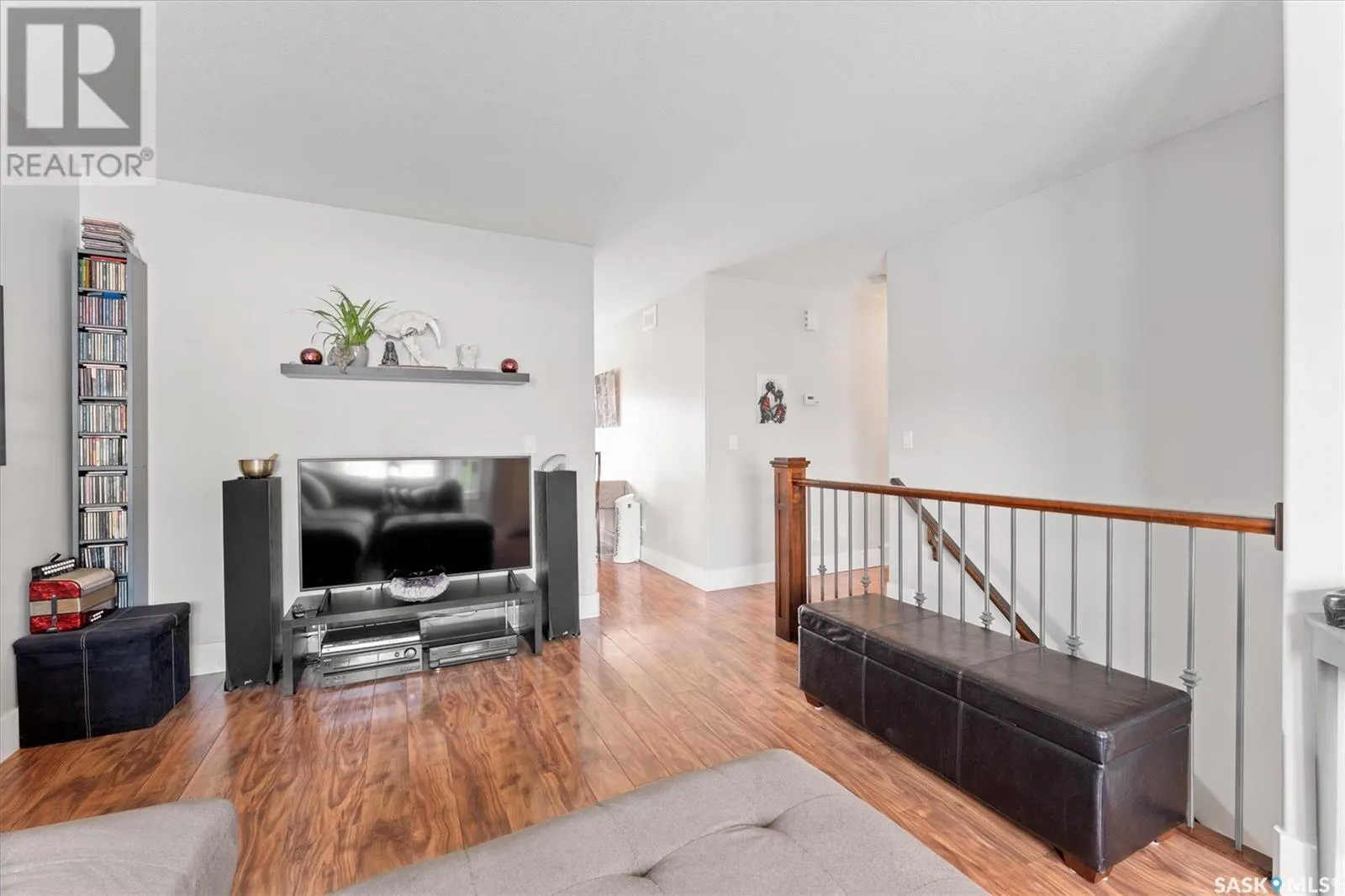 848 4th STREET S