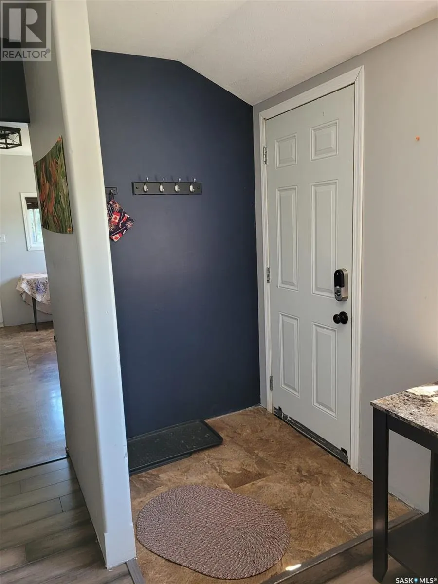414 4th STREET S