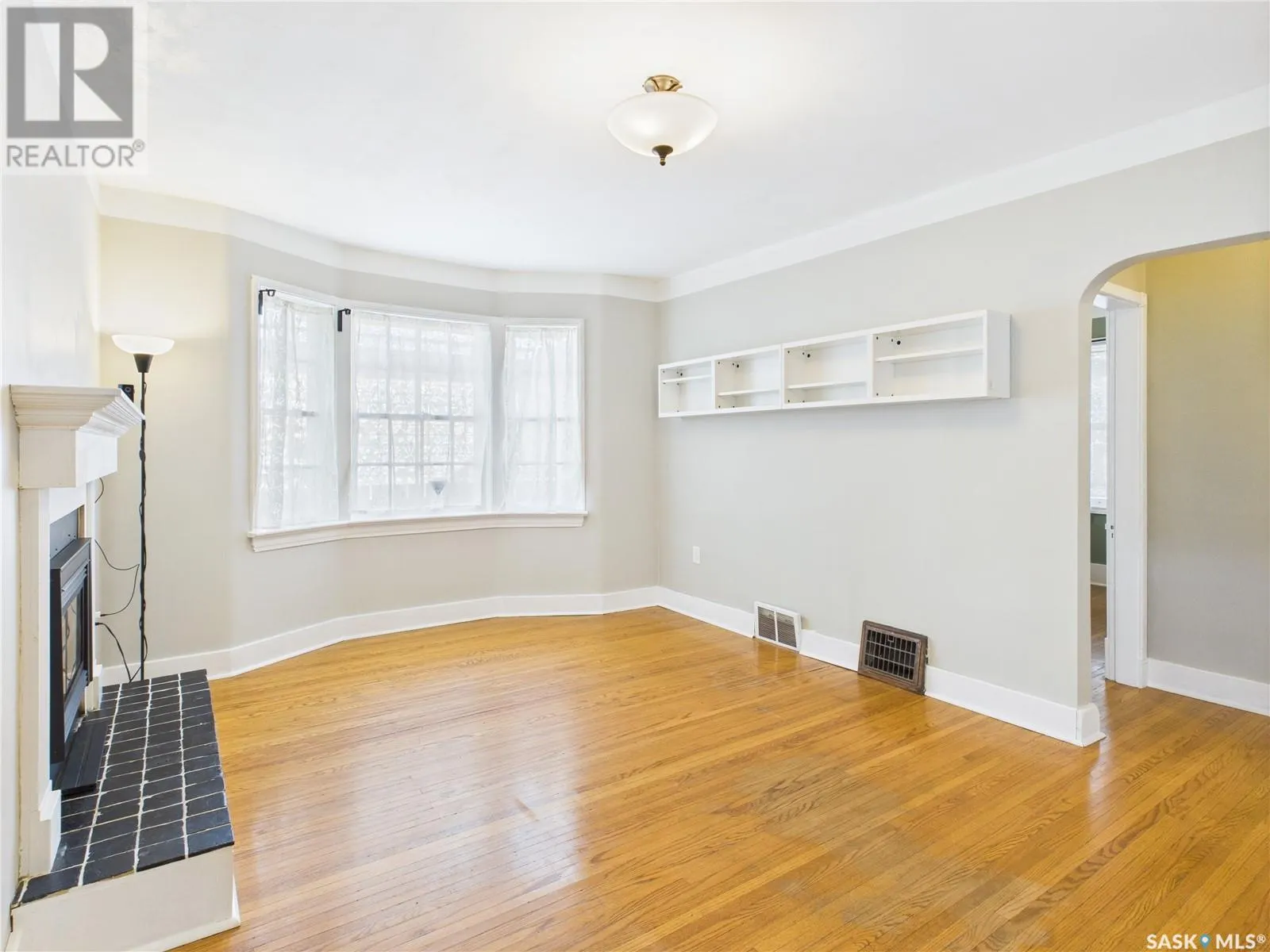 416 13th STREET W