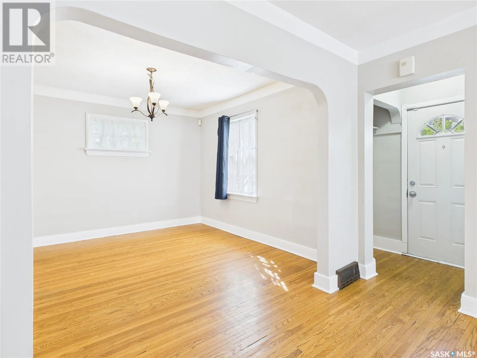 416 13th STREET W