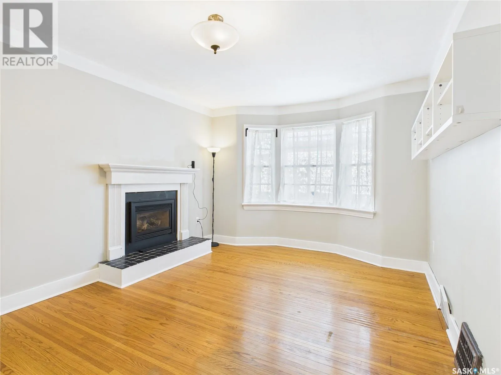 416 13th STREET W
