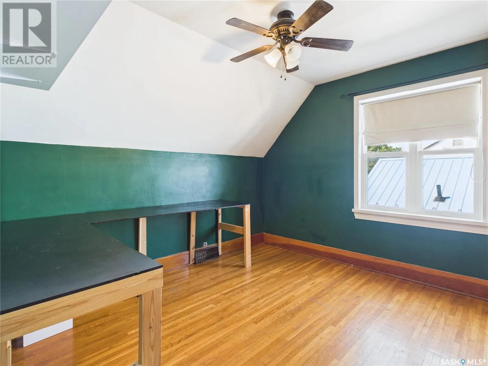 416 13th STREET W