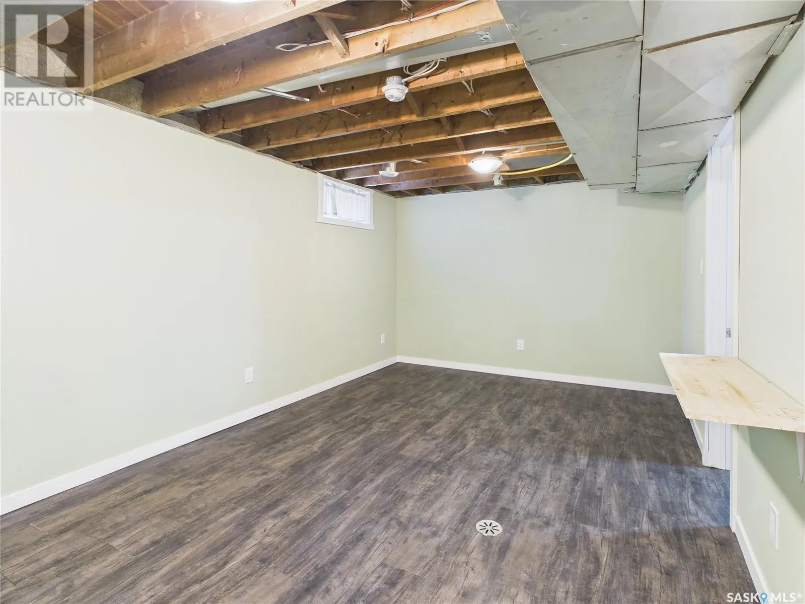 416 13th STREET W