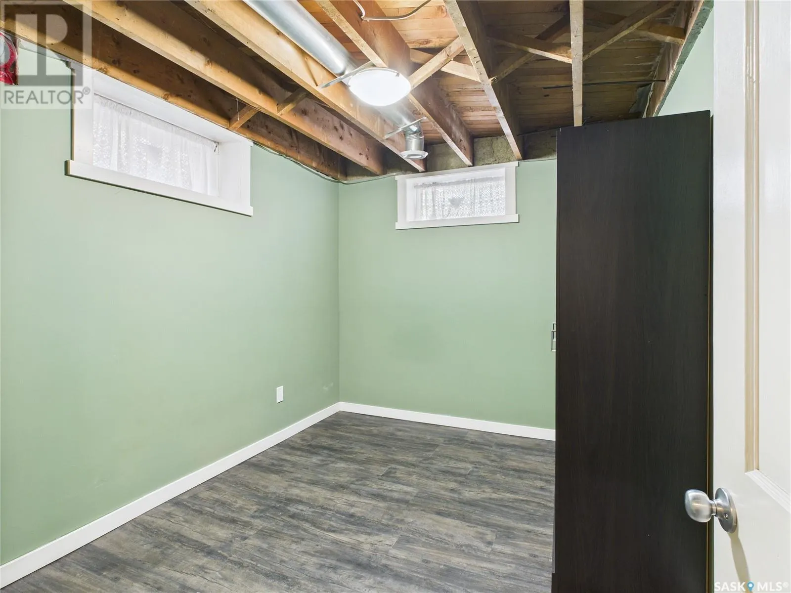 416 13th STREET W