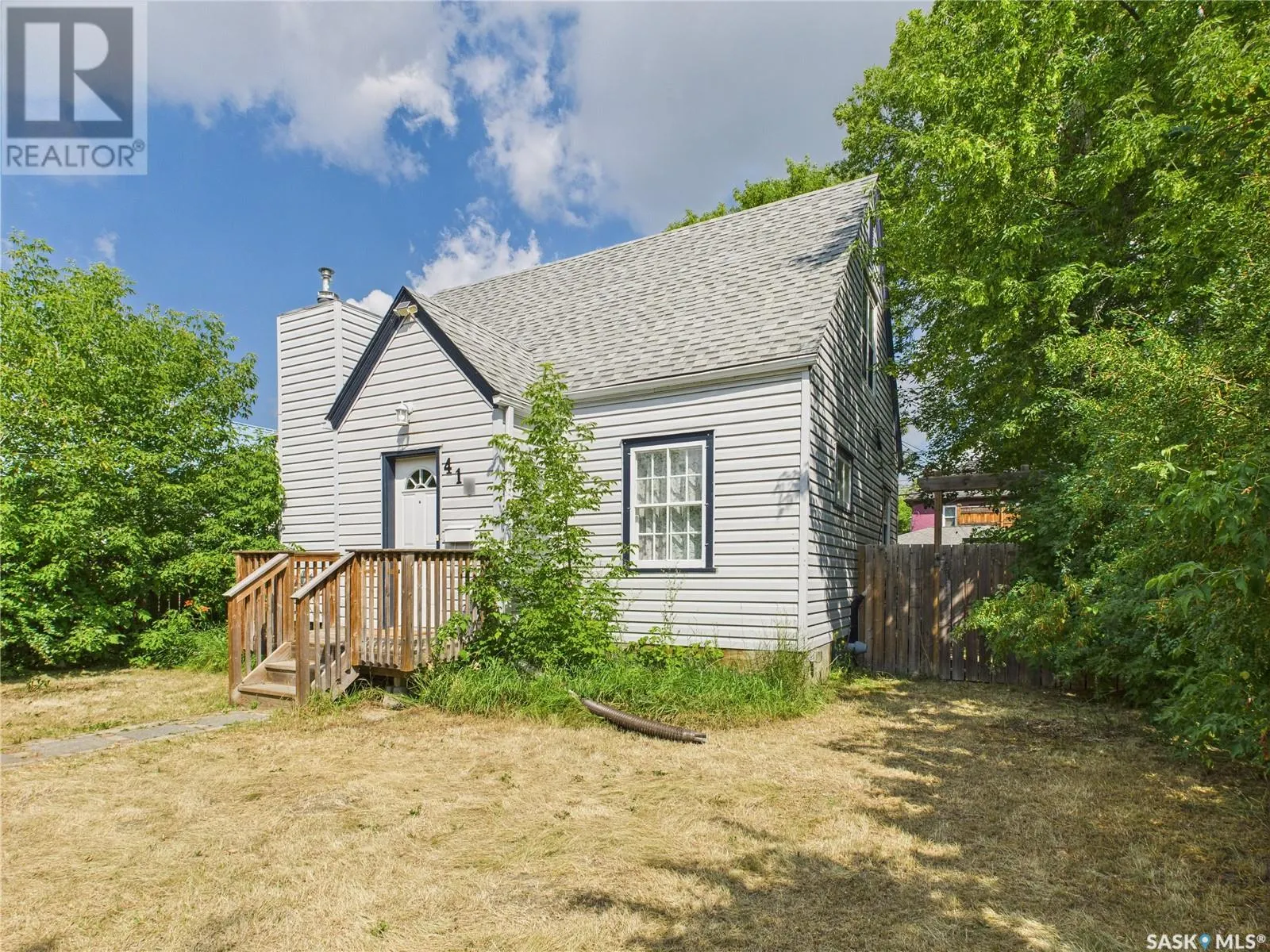 416 13th STREET W