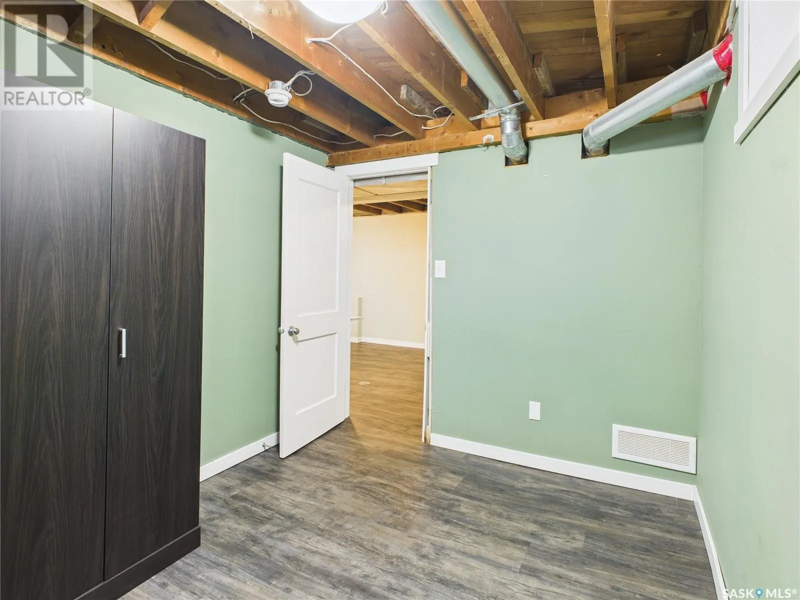 416 13th STREET W