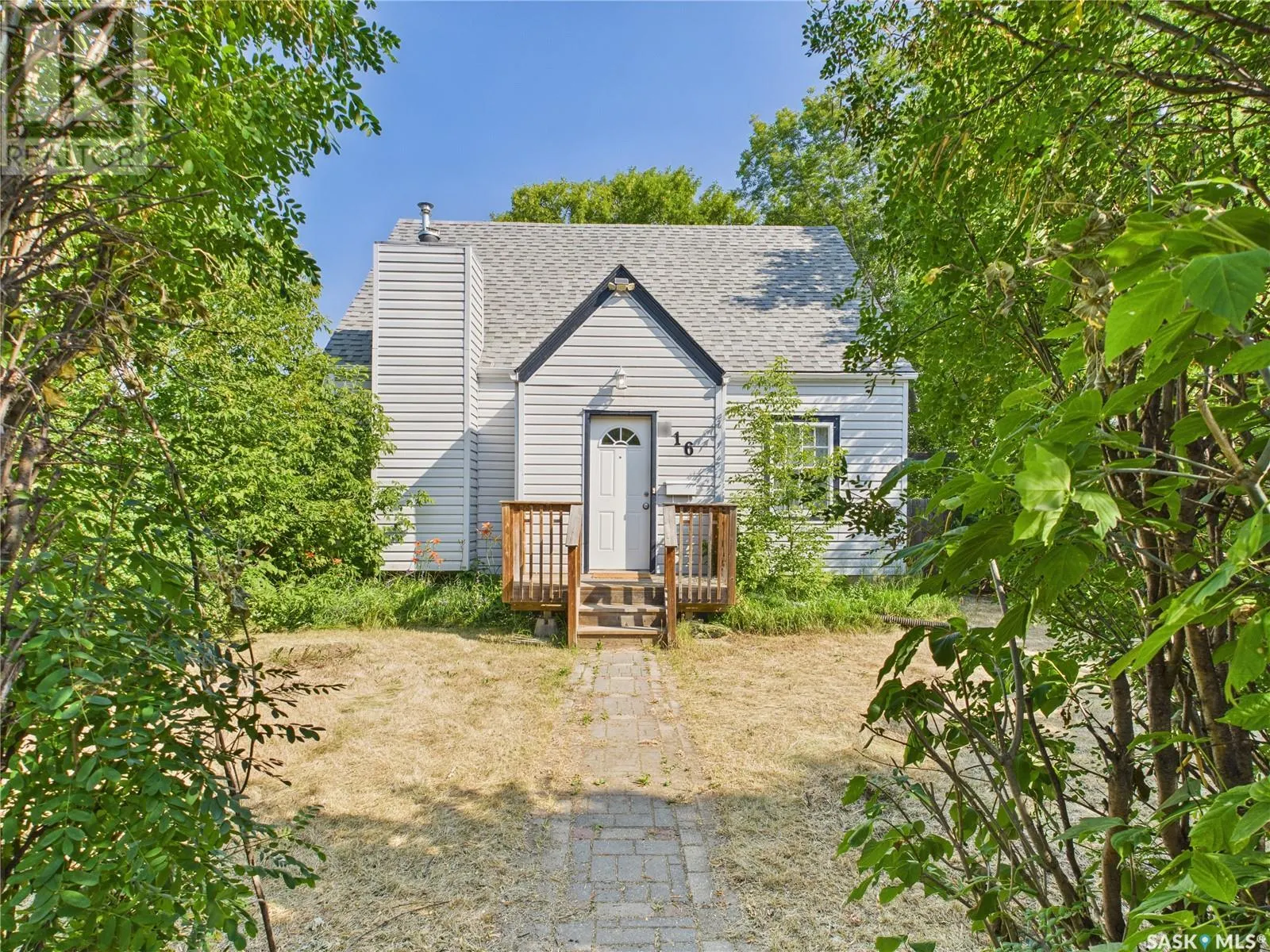 416 13th STREET W