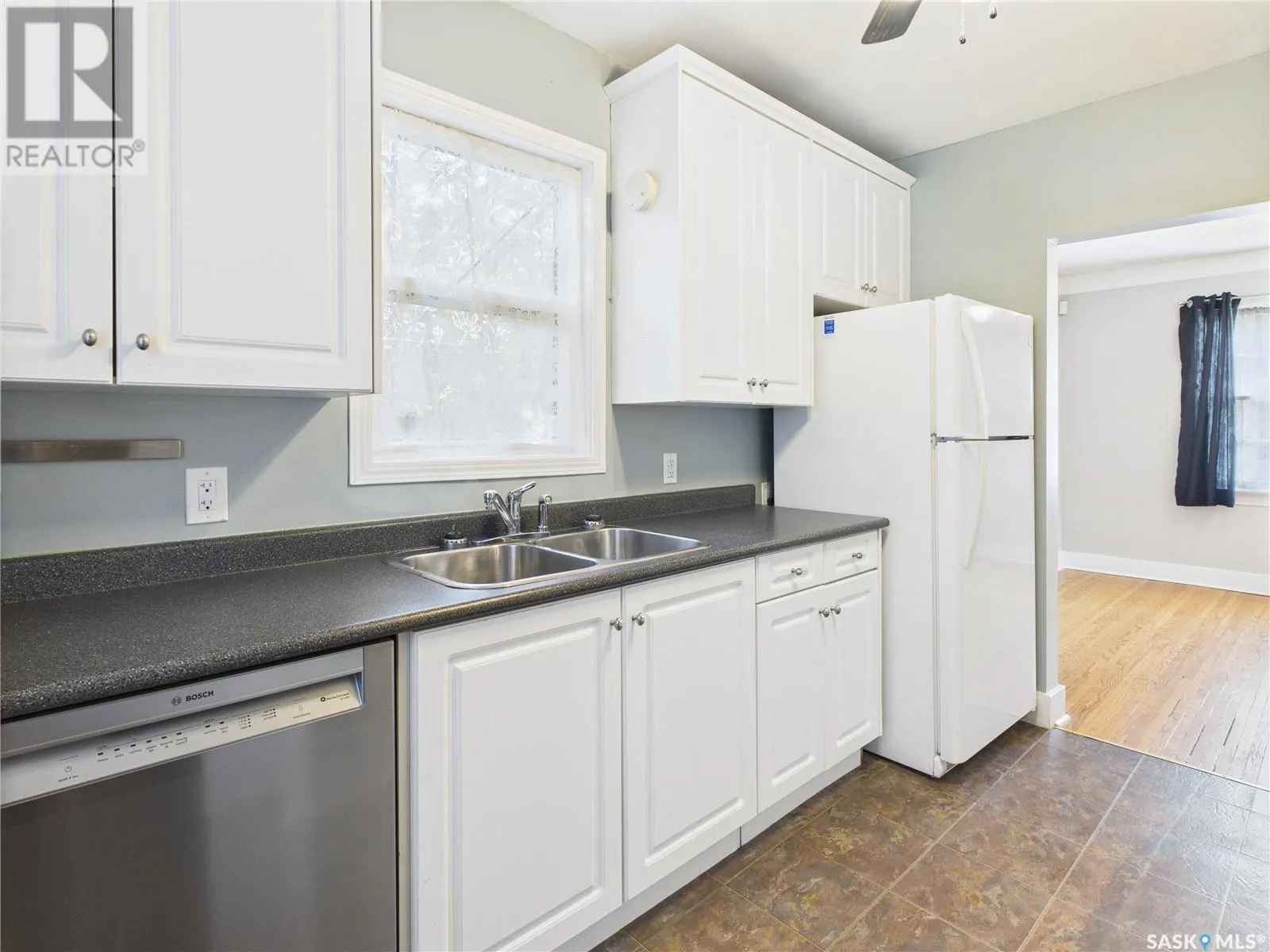 416 13th STREET W