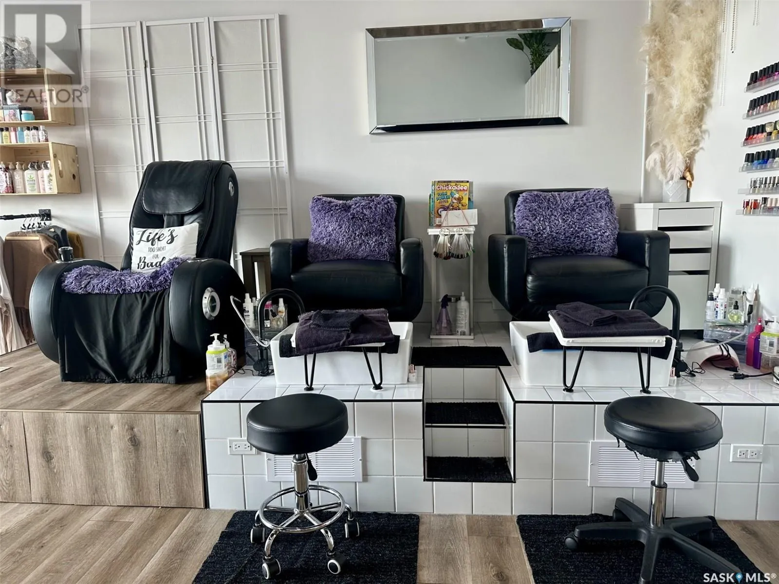Nora Beauty Bar and Med Spa Ltd