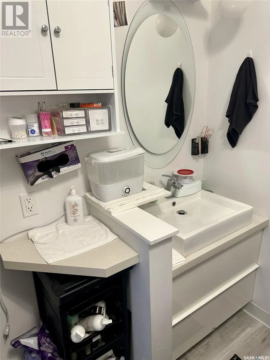 Nora Beauty Bar and Med Spa Ltd