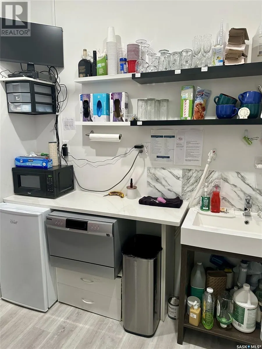 Nora Beauty Bar and Med Spa Ltd