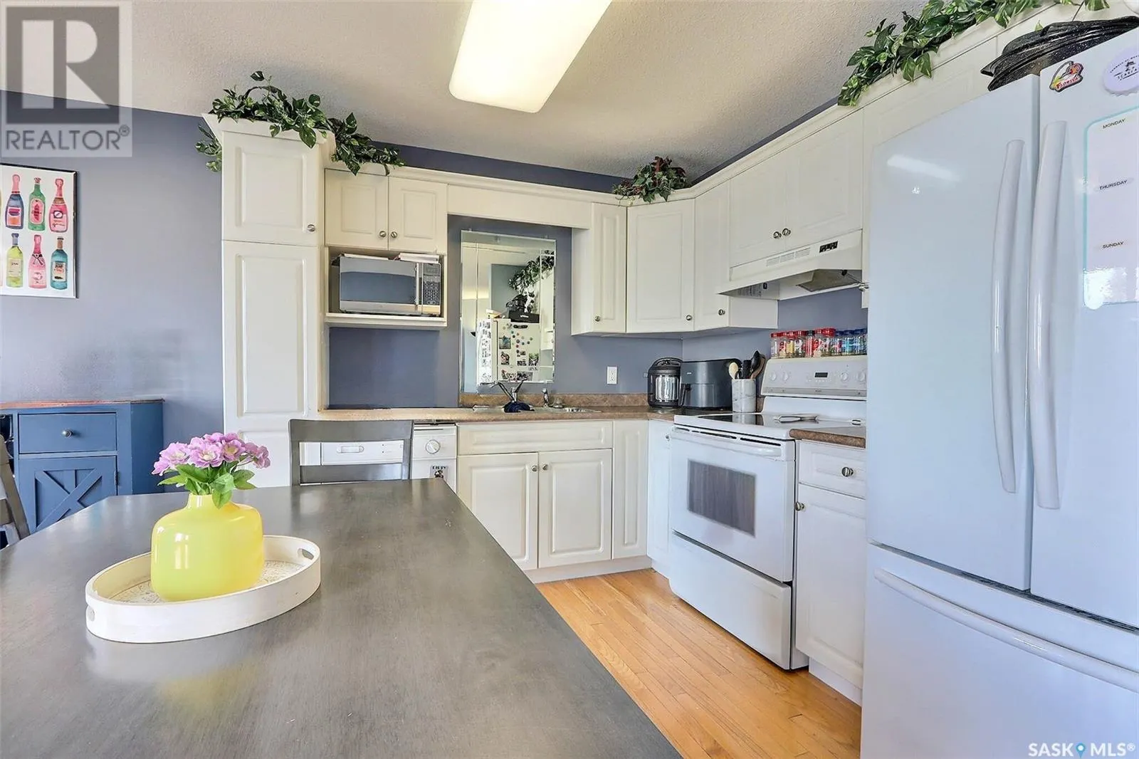 16 1620 Olive Diefenbaker DRIVE