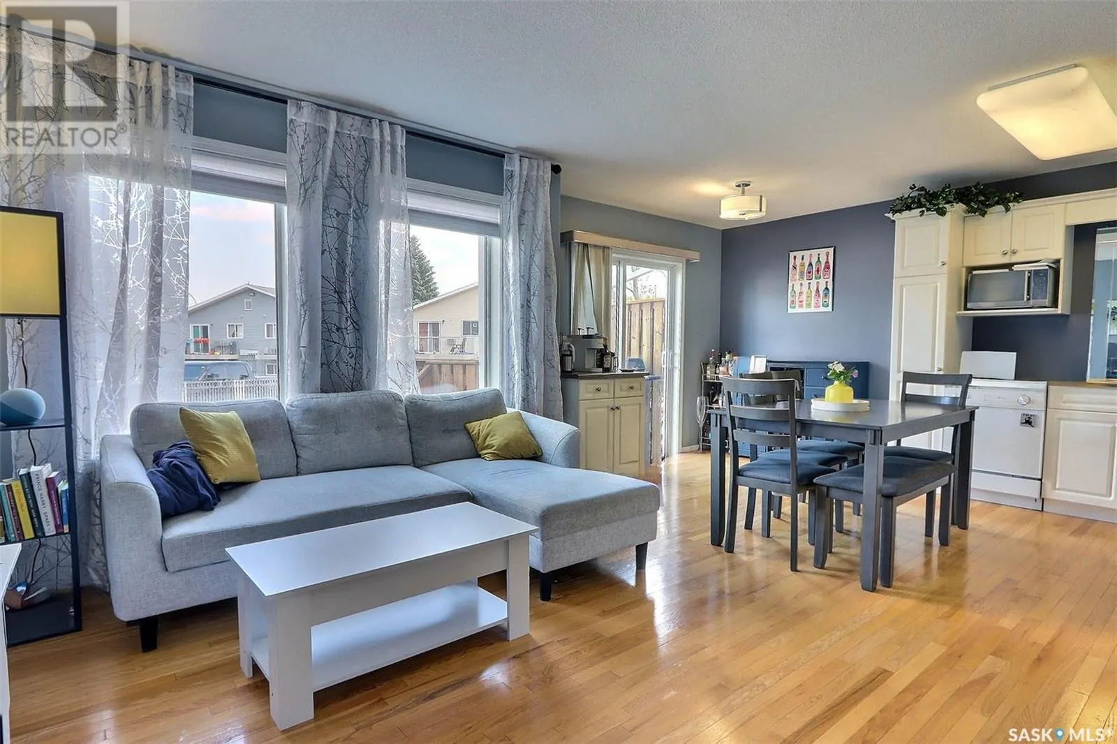 16 1620 Olive Diefenbaker DRIVE