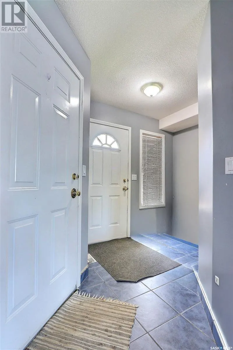16 1620 Olive Diefenbaker DRIVE