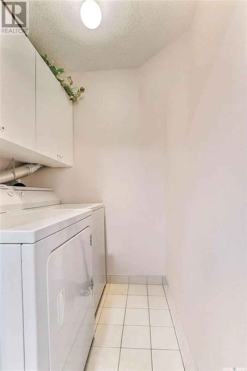 16 1620 Olive Diefenbaker DRIVE