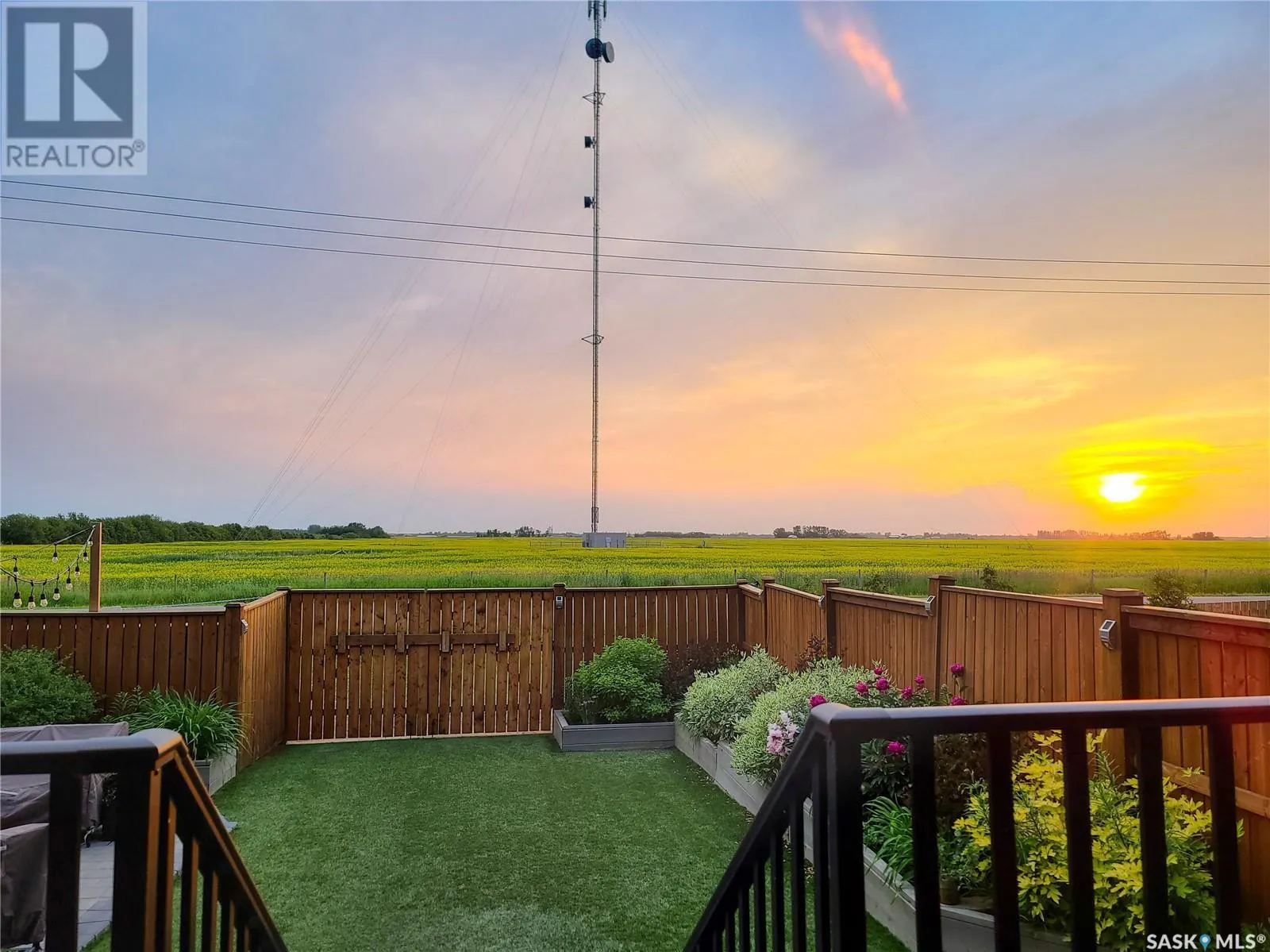 429 Redwood CRESCENT