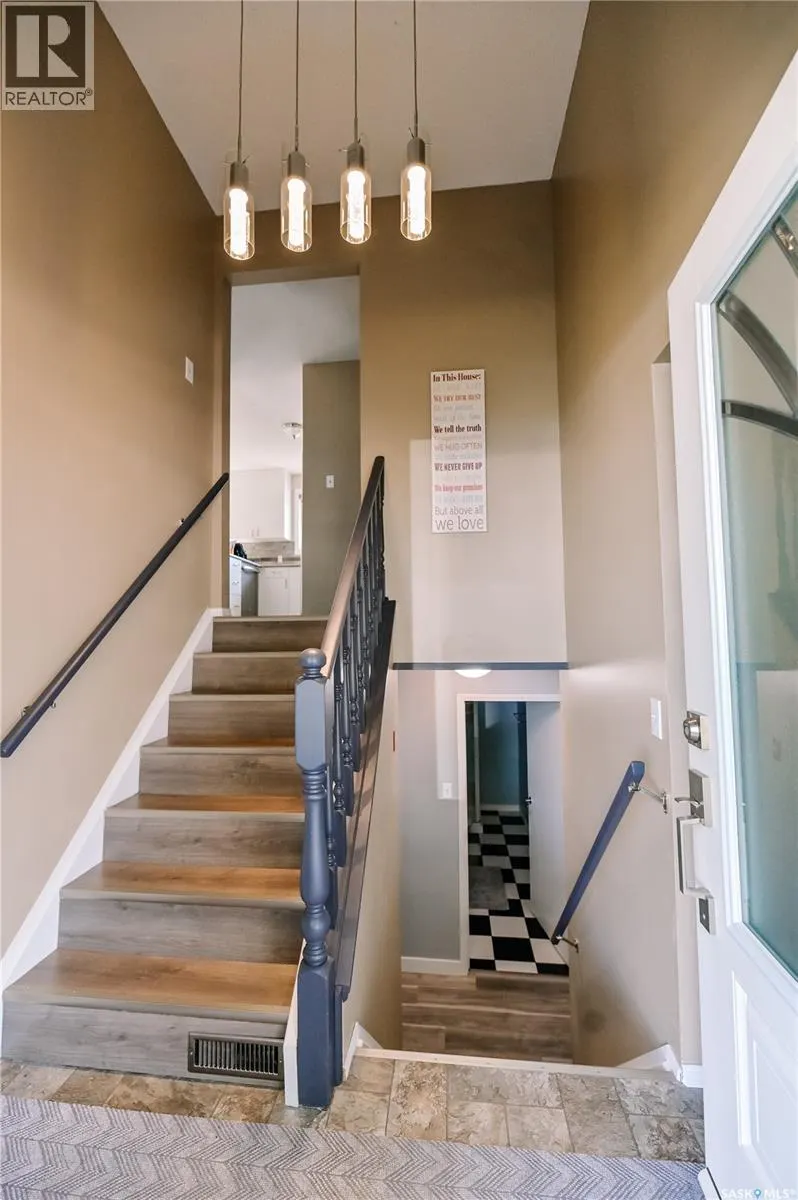 1661 Olive Diefenbaker DRIVE