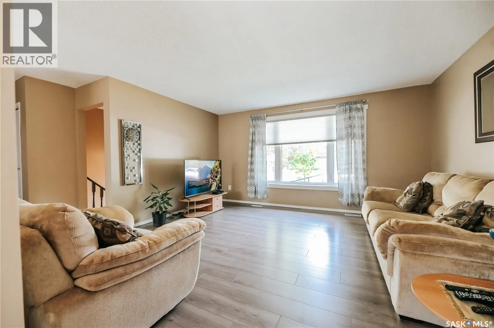 1661 Olive Diefenbaker DRIVE