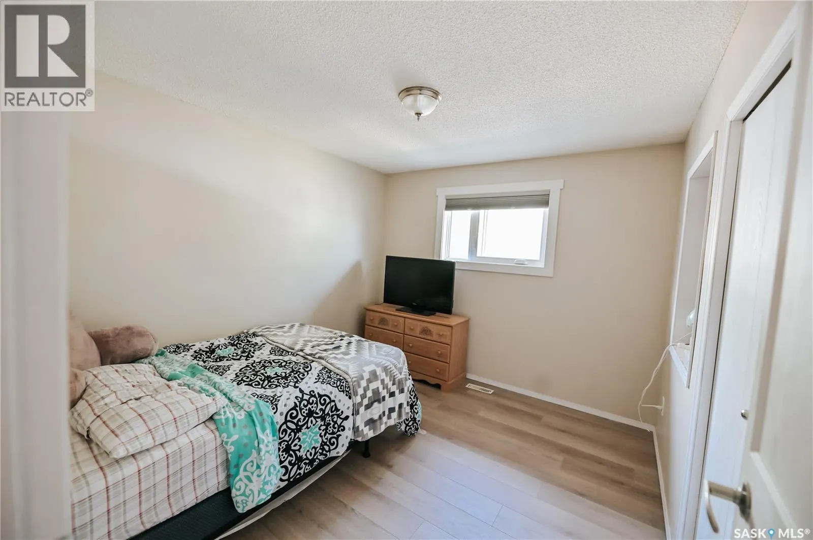 1661 Olive Diefenbaker DRIVE